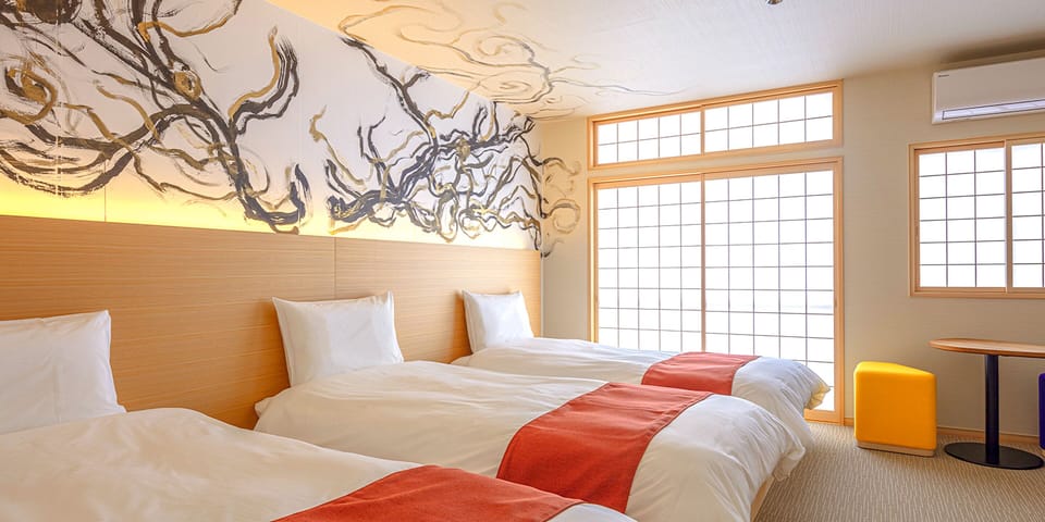 Triple Room, Non Smoking (Japanese Western Style) | Tempur-Pedic beds, in-room safe, WiFi (free), bed sheets