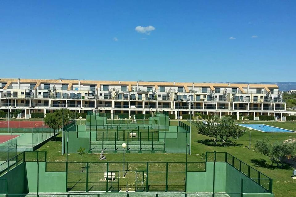 Sport court