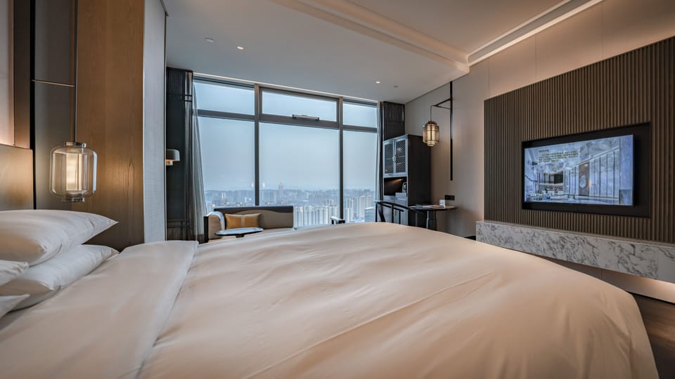 Down comforters, minibar, in-room safe, desk