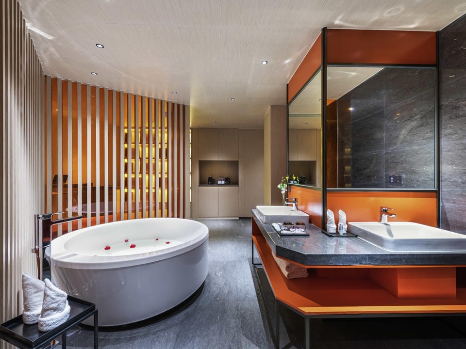 Down comforters, minibar, soundproofing, free WiFi