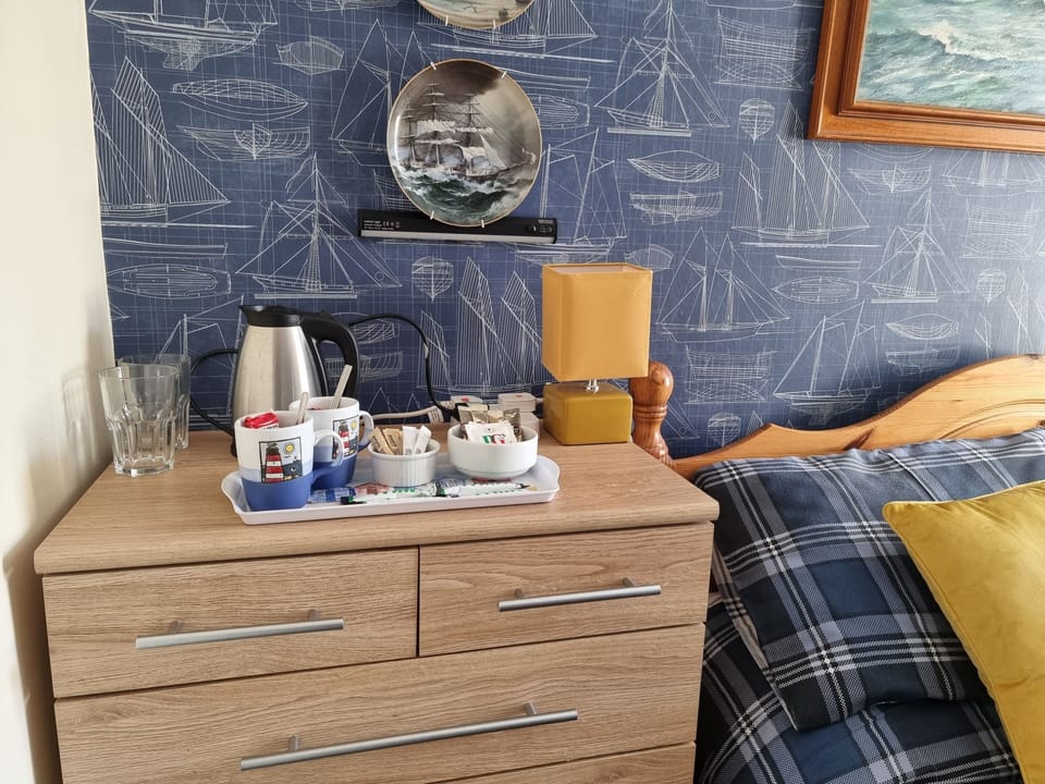 Superior Double Room (Captain's Cabin) | Individually decorated, bed sheets