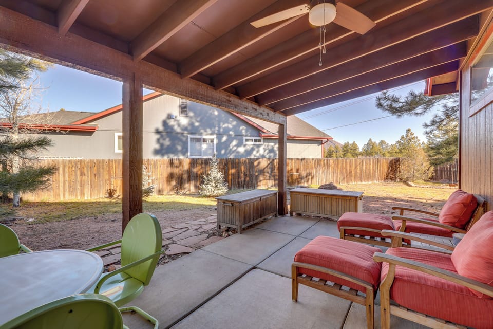Covered Patio | 2 Mi to Heritage Square