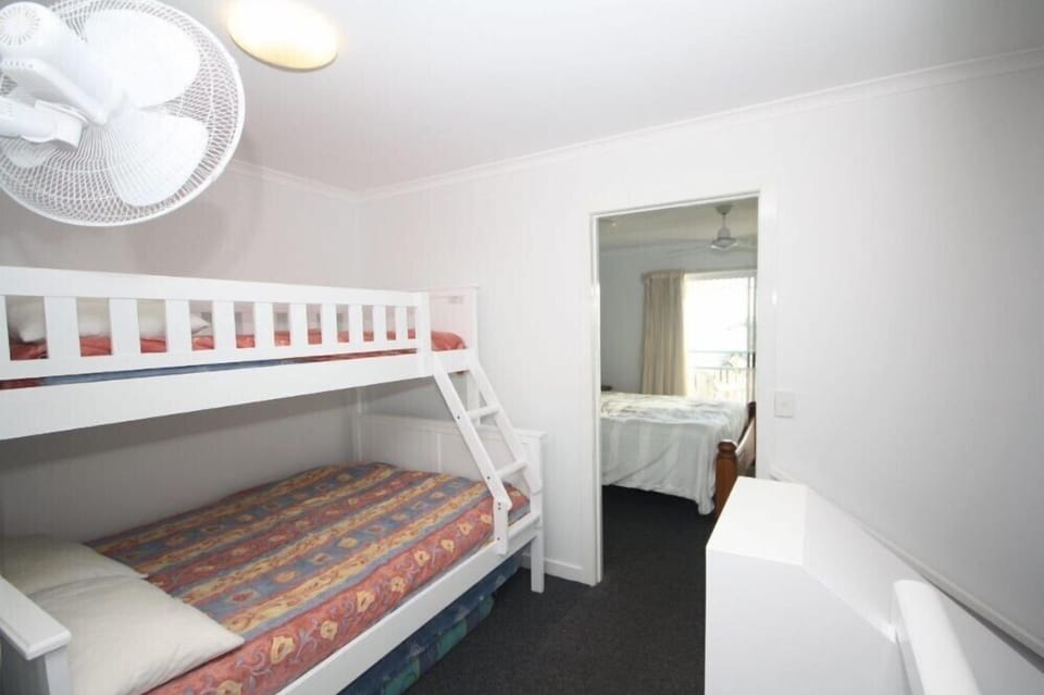 Villa 49 - Sleep oout - Double and a single