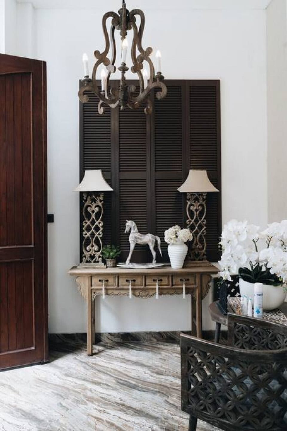 Classical Elegance: A Well-Curated Corner.