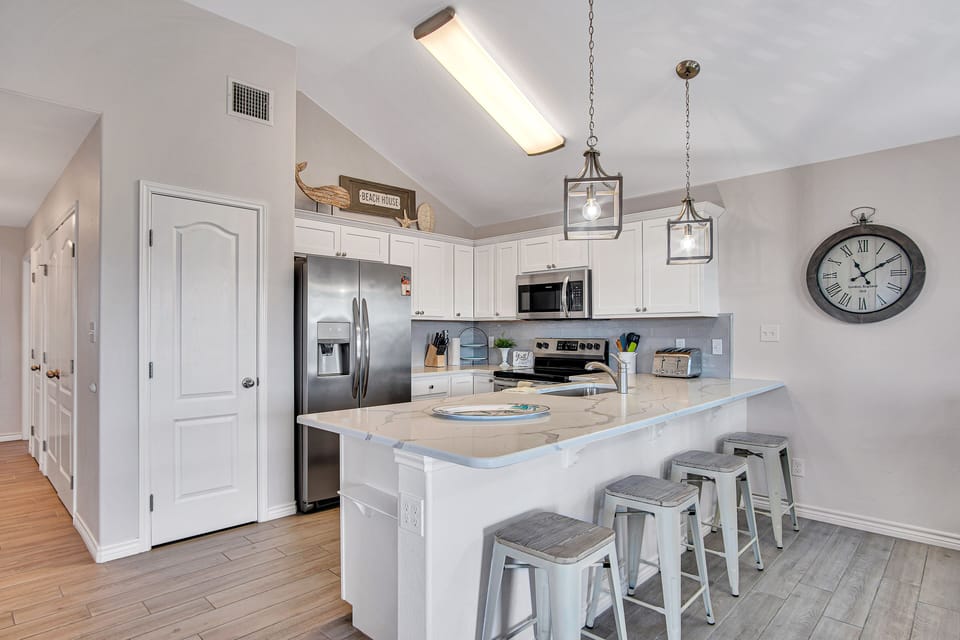 Beautiful up to date roomy kitchen.