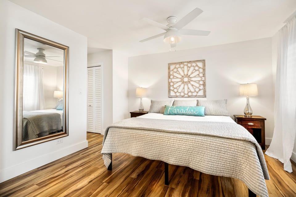 Condo, 1 King Bed (Kailua Village#701) | 1 bedroom, bed sheets