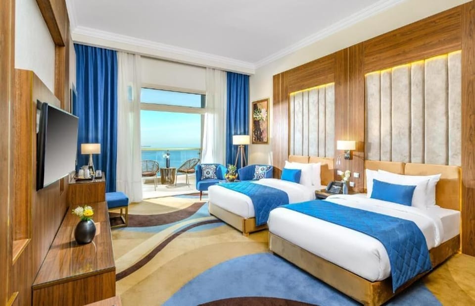 Minibar, in-room safe, desk, soundproofing