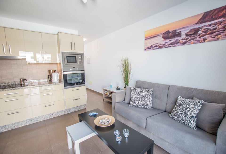 Casa Anemona kitchen and living room