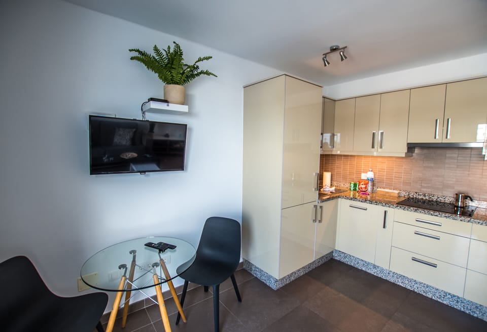 Casa Anemona kitchen and living room