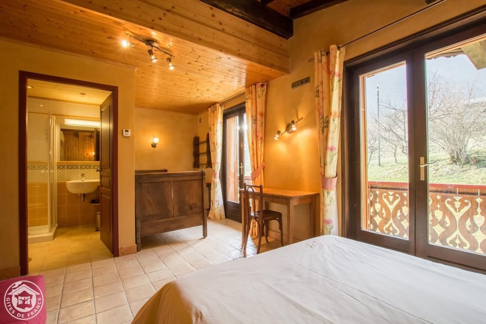 Comfort Triple Room, Ensuite (3 - Automne)
