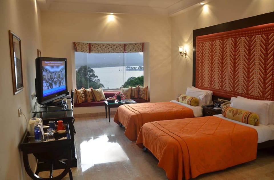 Twin Room, Lake View | Premium bedding, memory foam beds, minibar, in-room safe