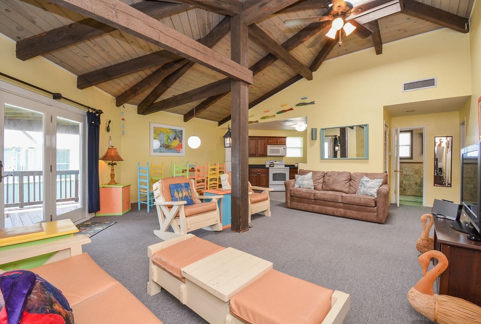 Cozy cottage feel