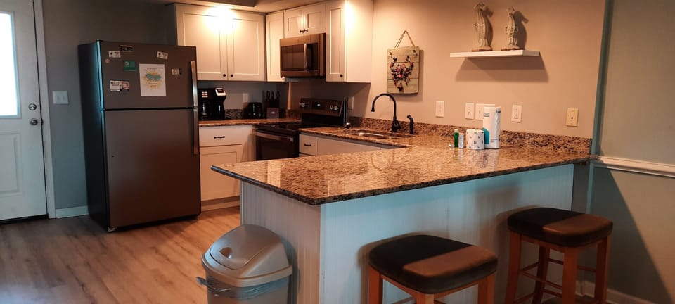 Spacious kitchen!
