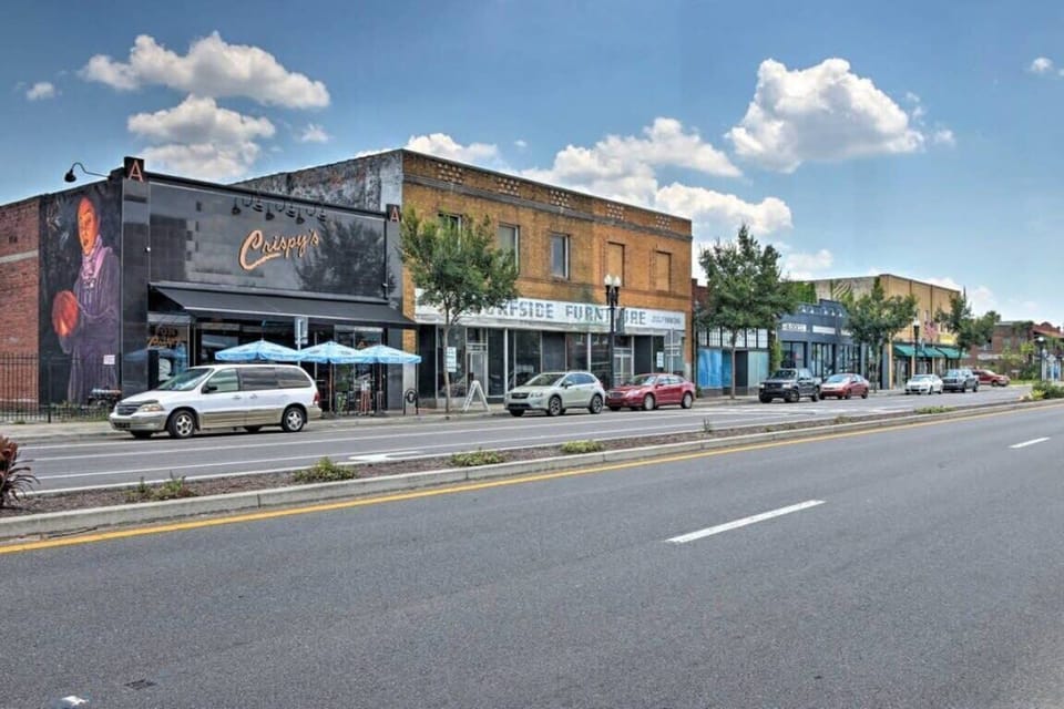 Walk across the street to enjoy a delicious pizza at Crispy's!