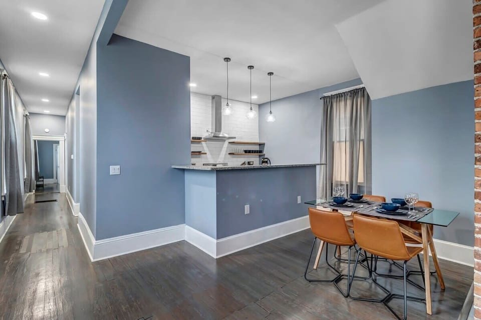 Enjoy a delicious home cooked meal directly adjacent to your kitchen! 