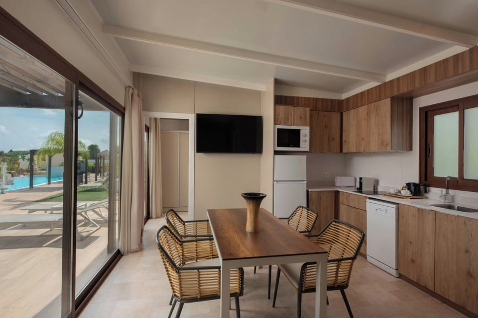In-room safe, blackout drapes, iron/ironing board, free WiFi