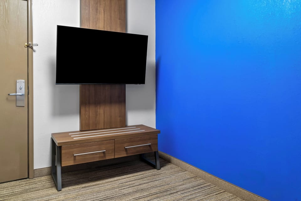 In-room safe, desk, blackout drapes, iron/ironing board