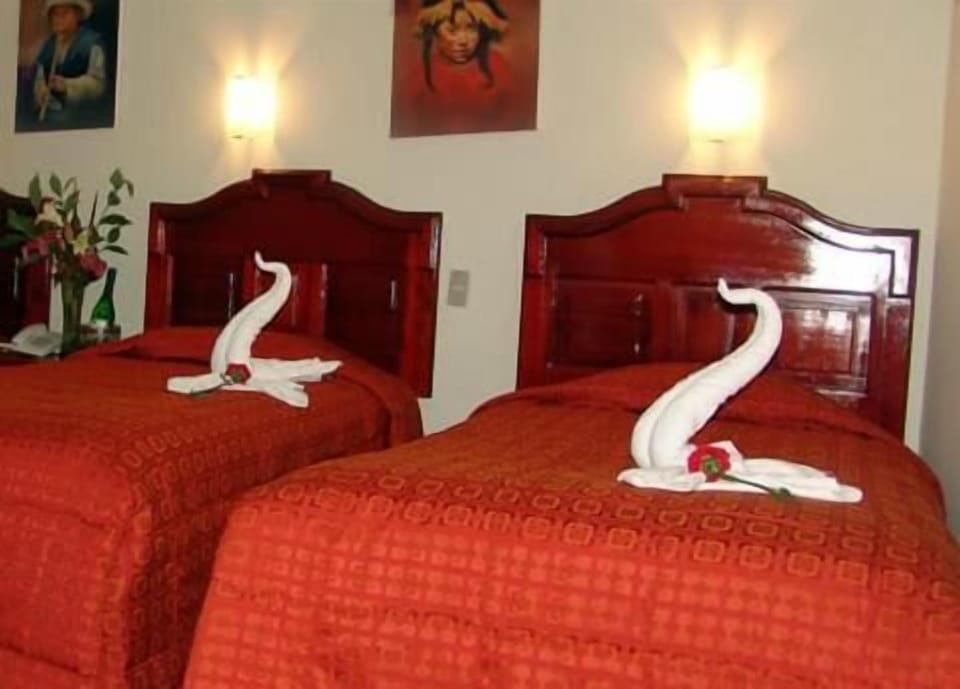 In-room safe, desk, free WiFi