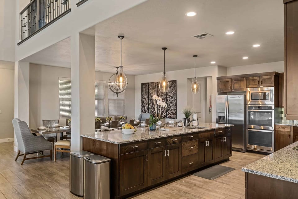 House, Multiple Bedrooms | Private kitchen | Fridge, oven, coffee/tea maker, toaster