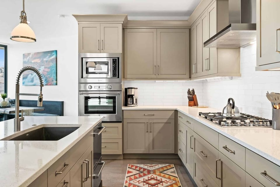 House, 3 Bedrooms | Private kitchen | Fridge, oven, coffee/tea maker, toaster