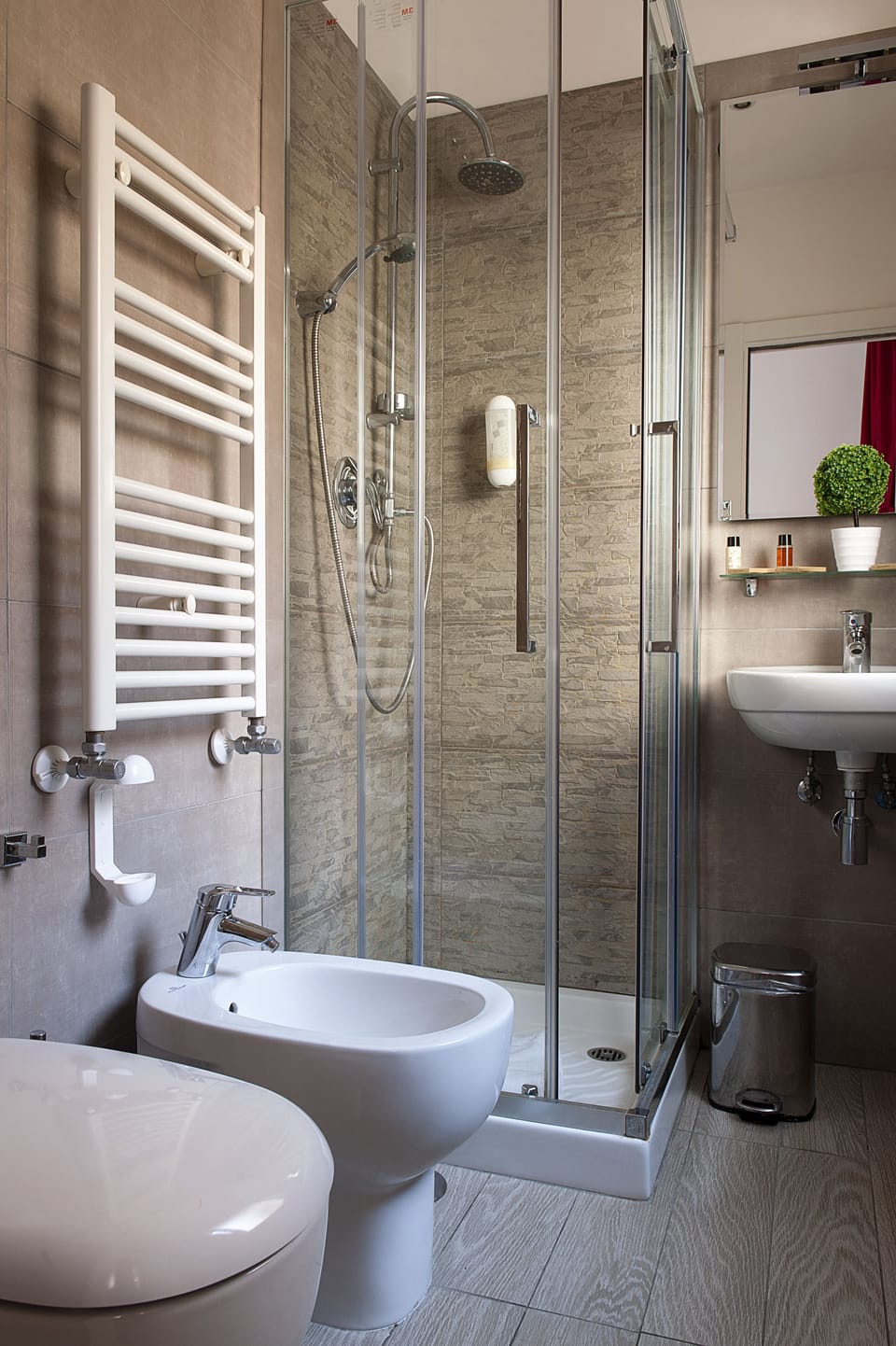 Shower, rainfall showerhead, eco-friendly toiletries, hair dryer