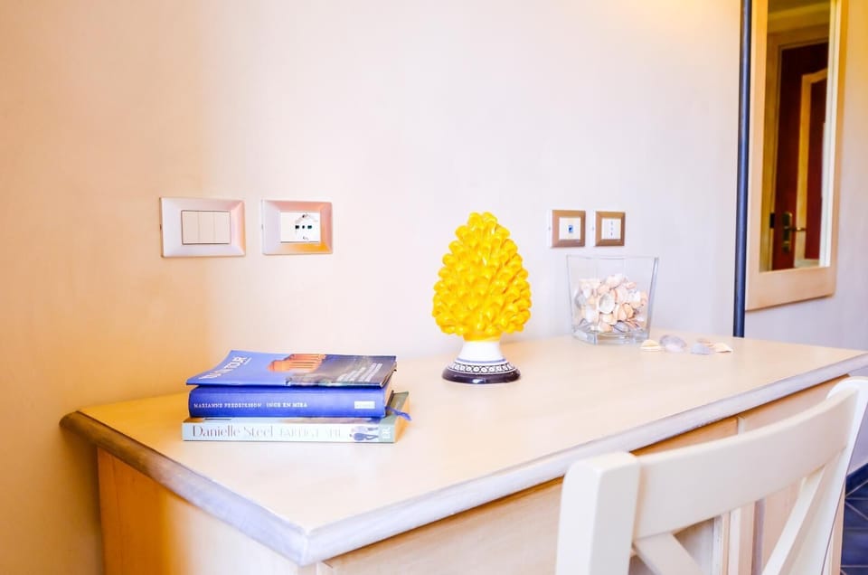 Superior Single Room | Living room | LCD TV