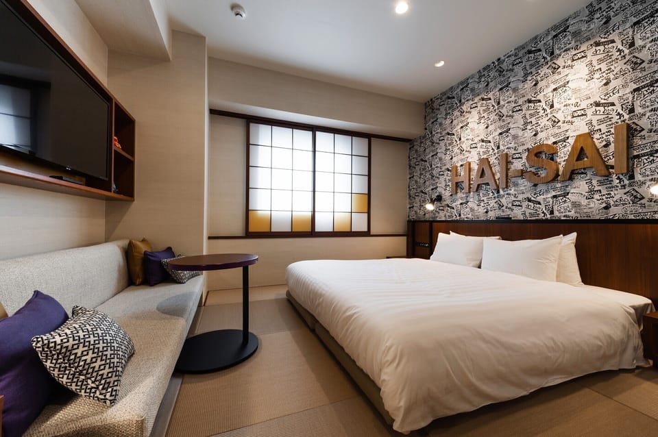 Double Room, Non Smoking | In-room safe, desk, laptop workspace, blackout drapes