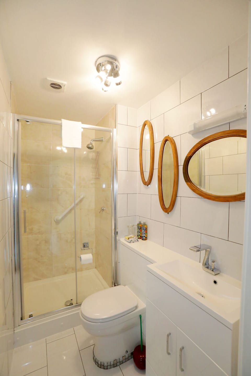Standard Twin Room, Ensuite