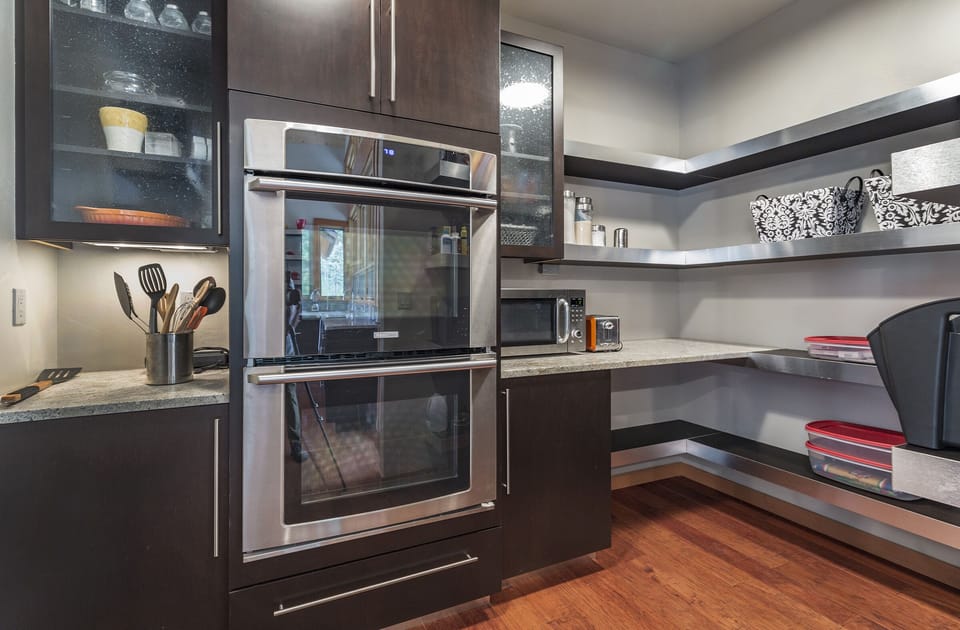 Kitchen - Double Ovens