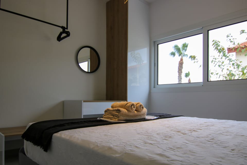 Luxury Apartment | 2 bedrooms, soundproofing, iron/ironing board, free WiFi
