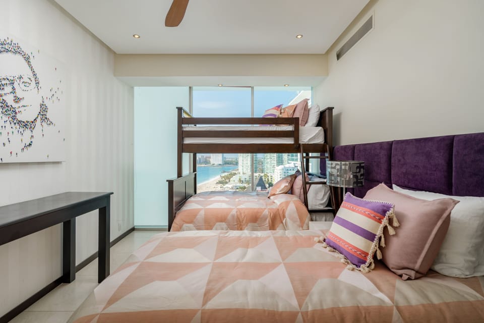 Kid's Bedroom 3