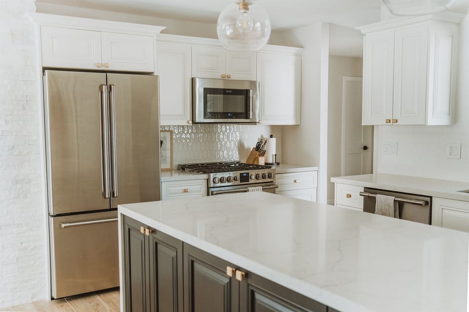 beautiful kitchen w/ SS appliances - stocked with your comfort in mind!