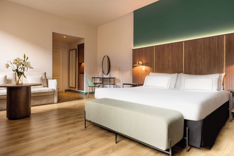 Family Room | Down comforters, pillowtop beds, minibar, in-room safe