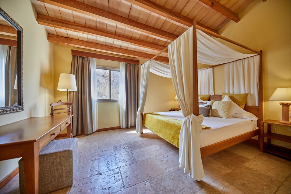 1 bedroom, down comforters, memory foam beds, minibar
