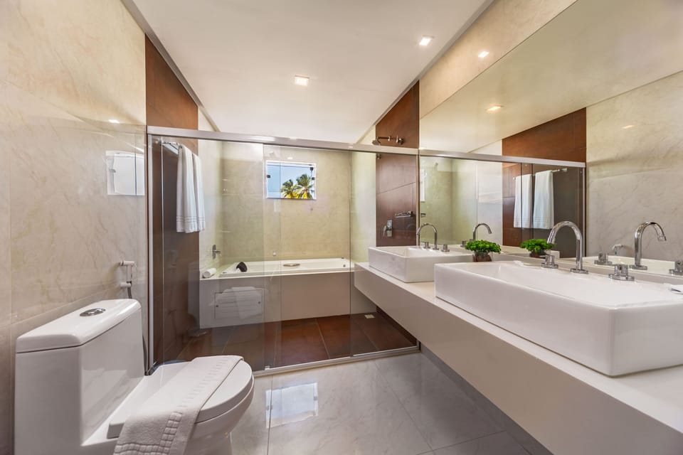 Shower, towels