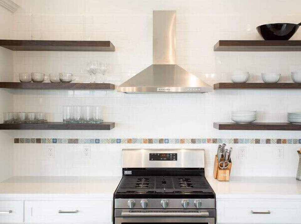 Gas stove for the chef within you : fully equipped kitchen