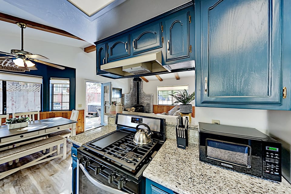 We have all the appliances you will ever need to prepare a great meal.