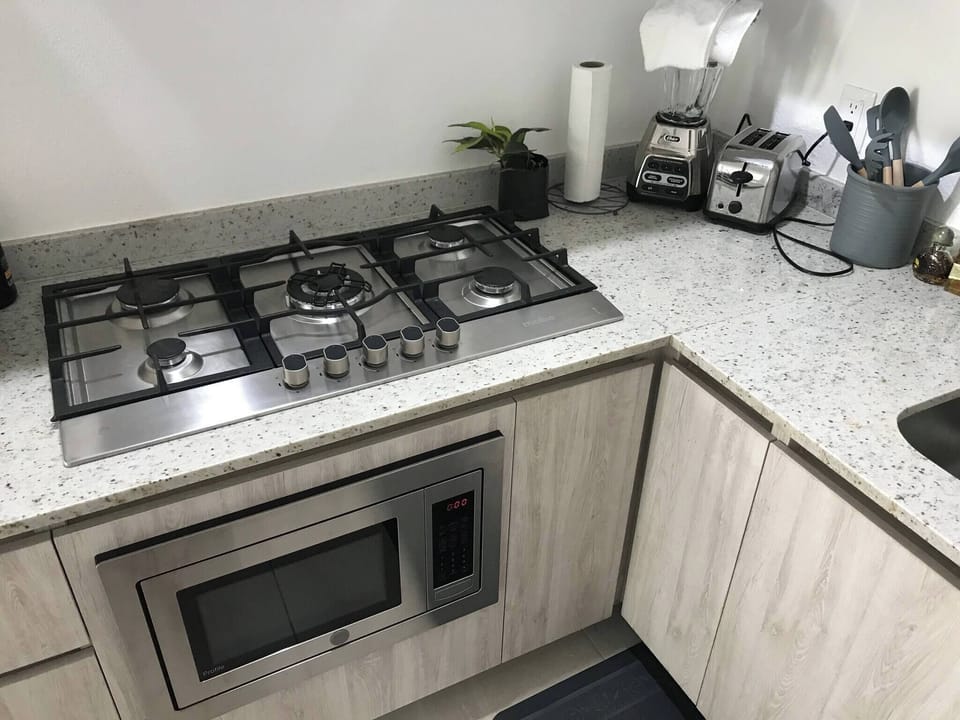 Apartment, 3 Bedrooms, Accessible, Balcony | Interior