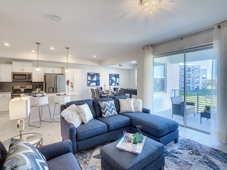 Apartment (2 Bedrooms) | Front of property