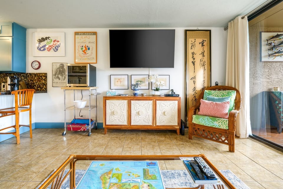 Enjoy a movie in the AC or reading in the living space