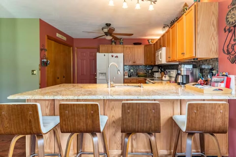 Kitchen with Large counterspace and counter height chairs