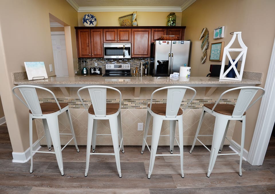 Bar seating for 4.