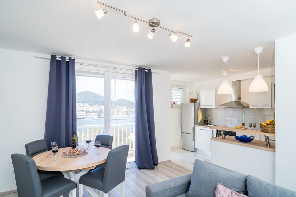 Apartment (Two Bedroom Apartment with Terrace) | Living room | Flat-screen TV