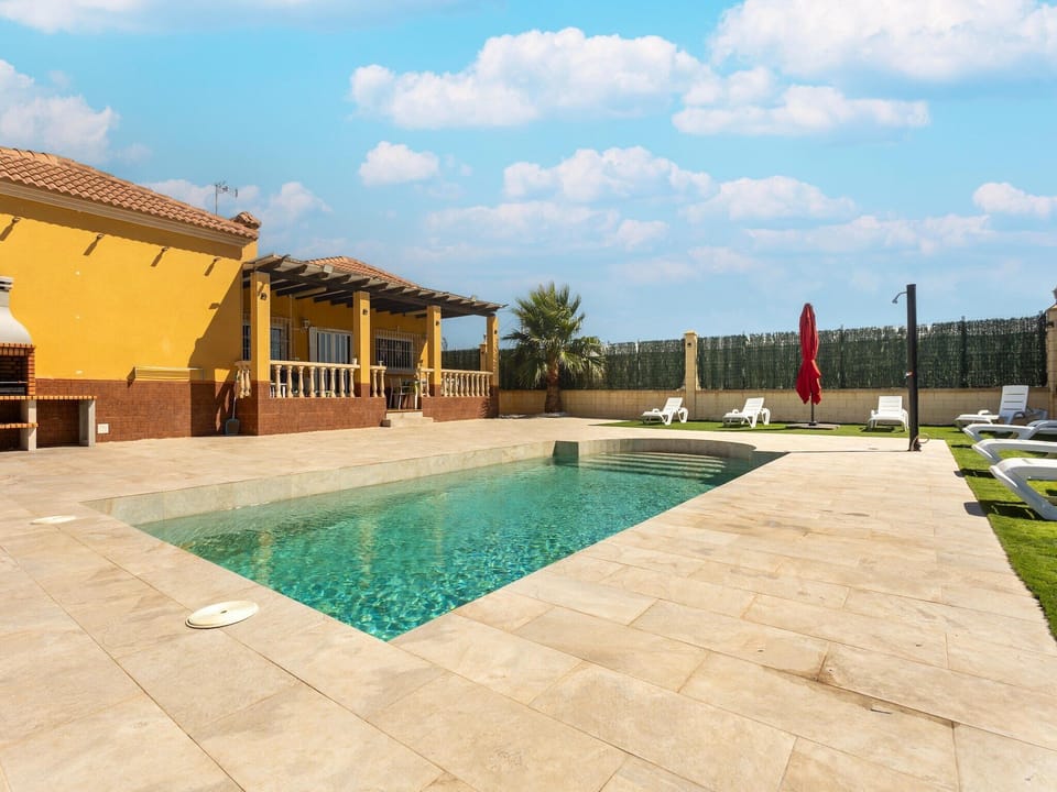 Holiday Home Swimming Pool