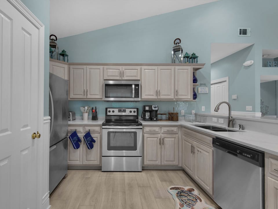 Kitchen with Plenty of Space for Cooking Meals