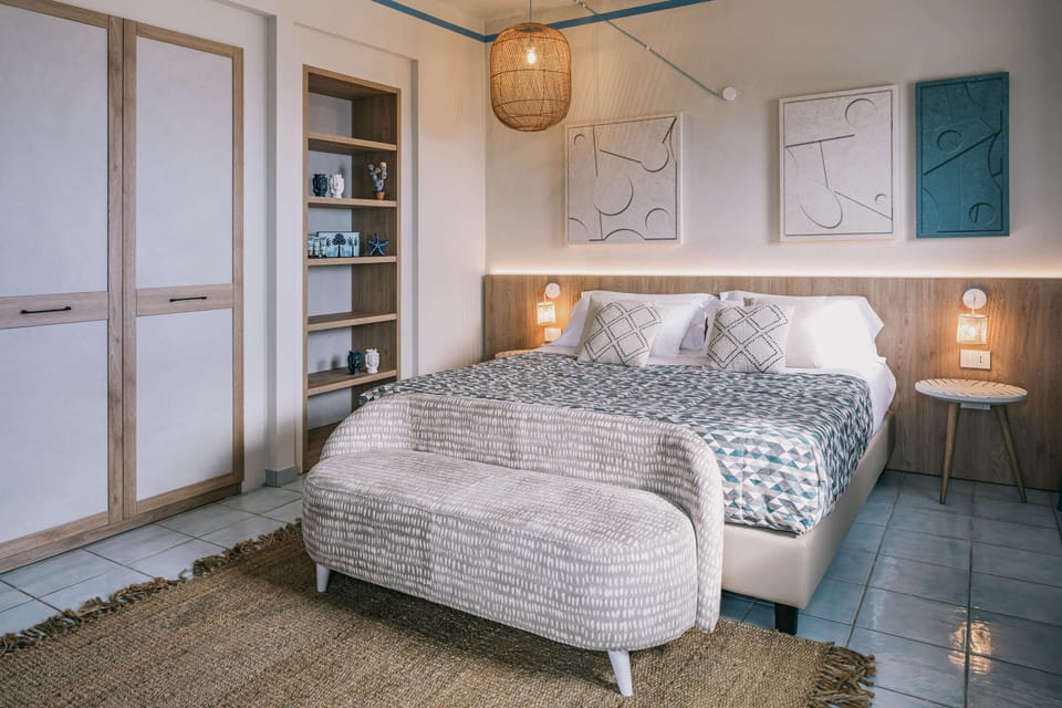 Suite, 2 Bedrooms | In-room safe, bed sheets