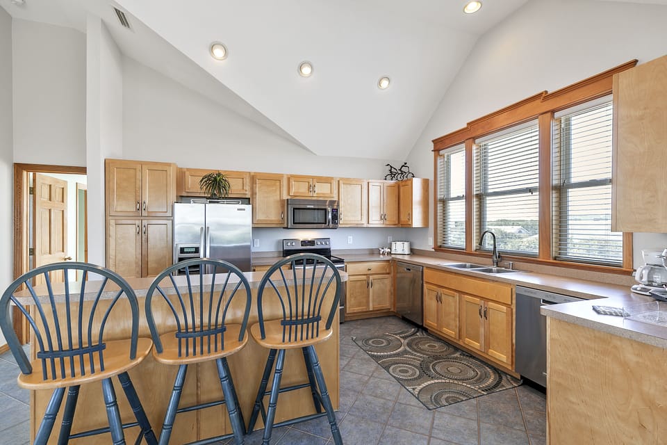 Kitchen - Top Level