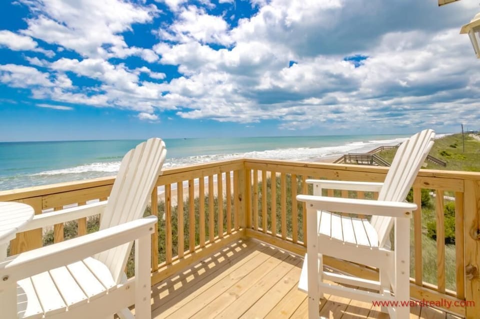 Top Floor Sun Deck II