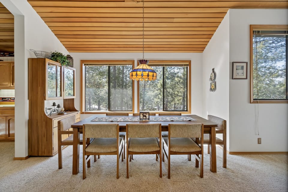 House, 4 Bedrooms | Private kitchen | Fridge, oven, coffee/tea maker, toaster
