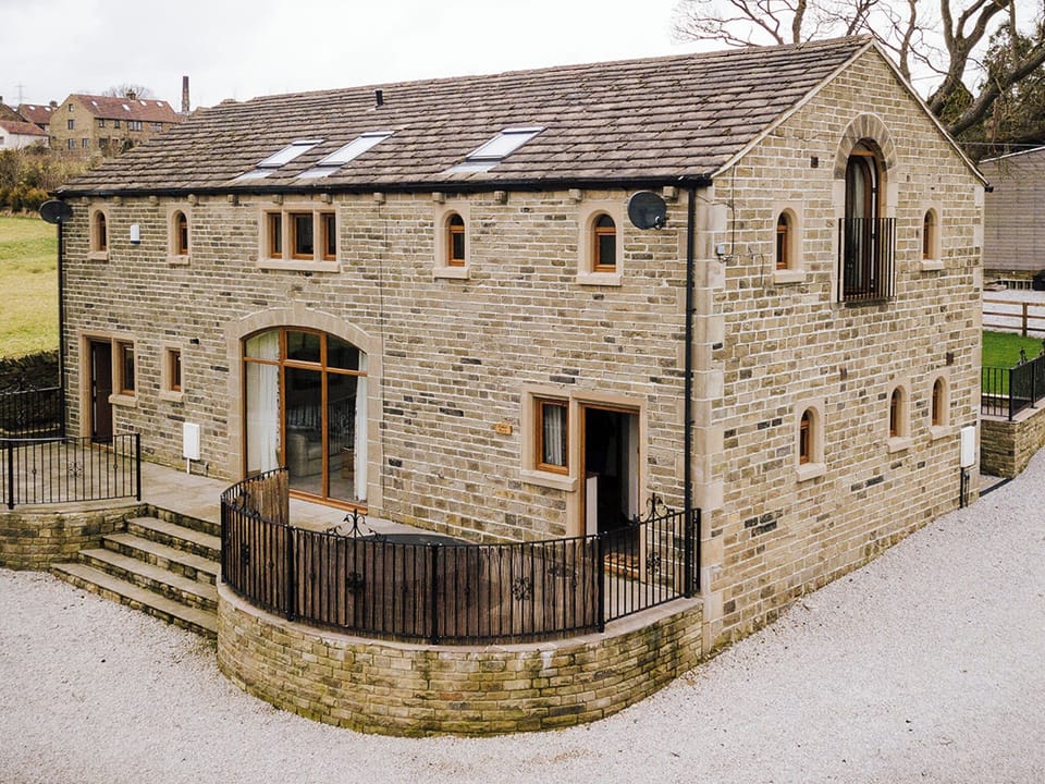 Exterior | Sycamore Barn - Hargreaves Head Holiday Cottages, Northowram, near Halifax 